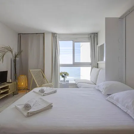 Superbe Studio Face A La Mer Acces Direct Plage Biarritz Exterior foto